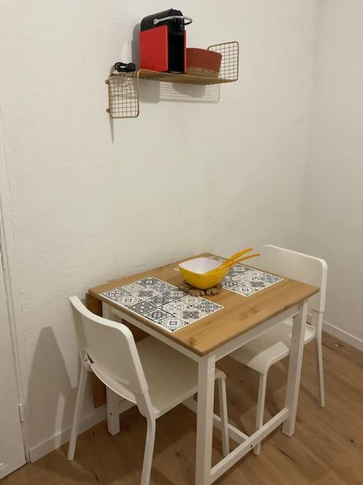 Appartement Hyper Centre Climatise サロン＝ド＝プロヴァンス エクステリア 写真